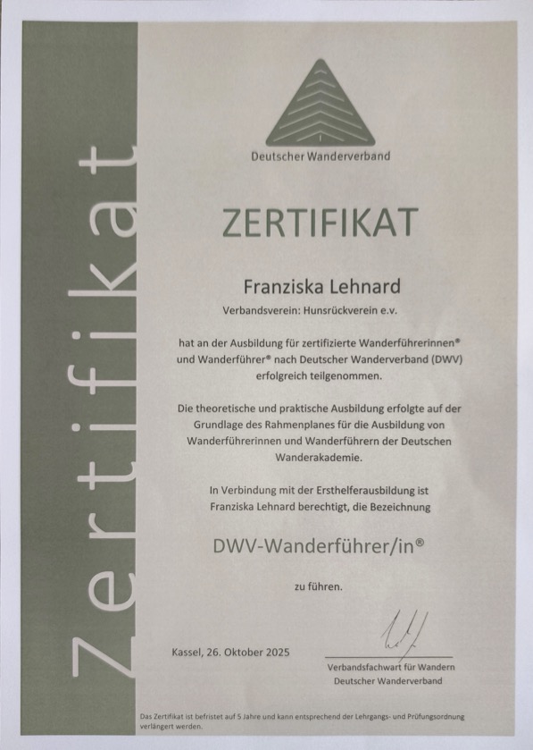 DWV-Zertifikat von Franziska Lehnard als zertifizierte Wanderführerin, ausgestellt vom Deutschen Wanderverband